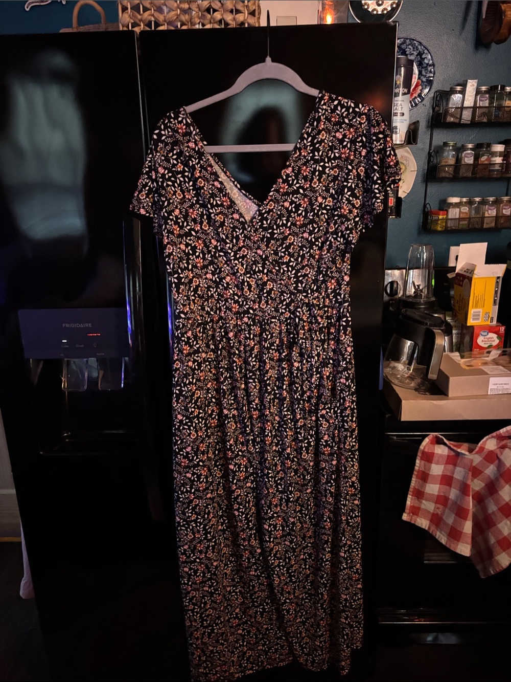Floral V-Neck Midi Dress in Black
